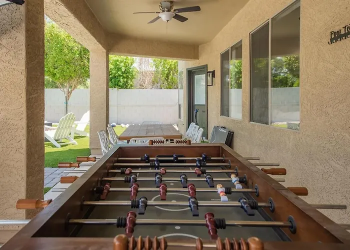 Scottsdale Paradise Poolside With Hot Tub & Gym Holiday home *