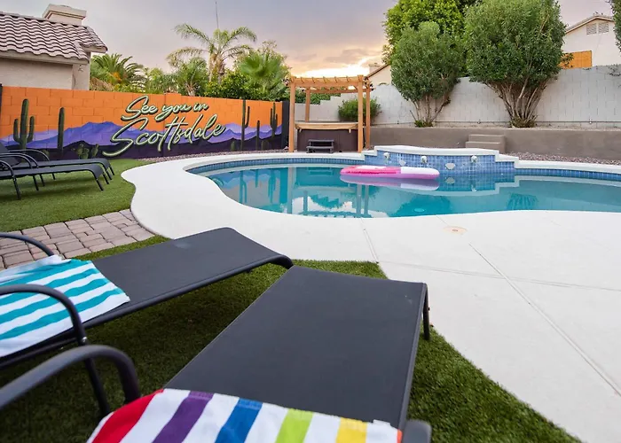 Scottsdale Paradise Poolside With Hot Tub & Gym Holiday home *
