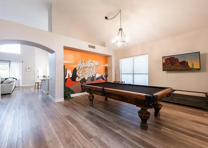 Holiday home Scottsdale Paradise Poolside With Hot Tub & Gym